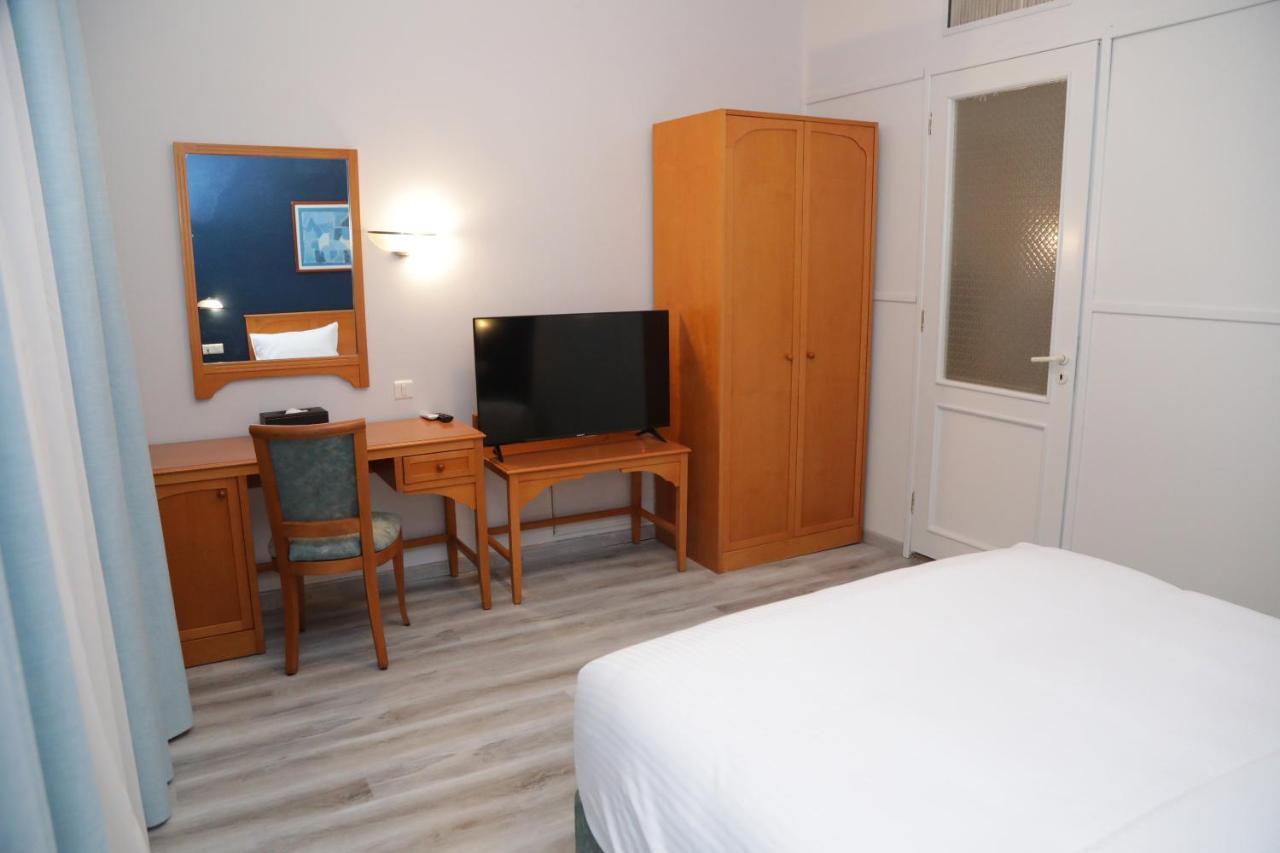 El Sheikh Suites Hotel ベイルート エクステリア 写真