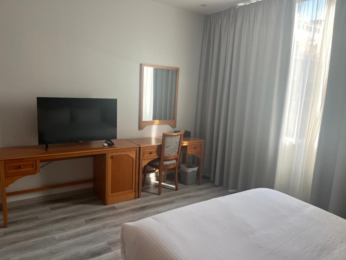 El Sheikh Suites Hotel ベイルート エクステリア 写真